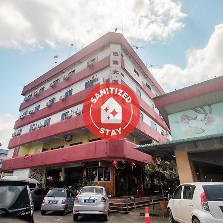 Oyo 90124 Payang Puri Baru Hotel Sarikei Esterno foto