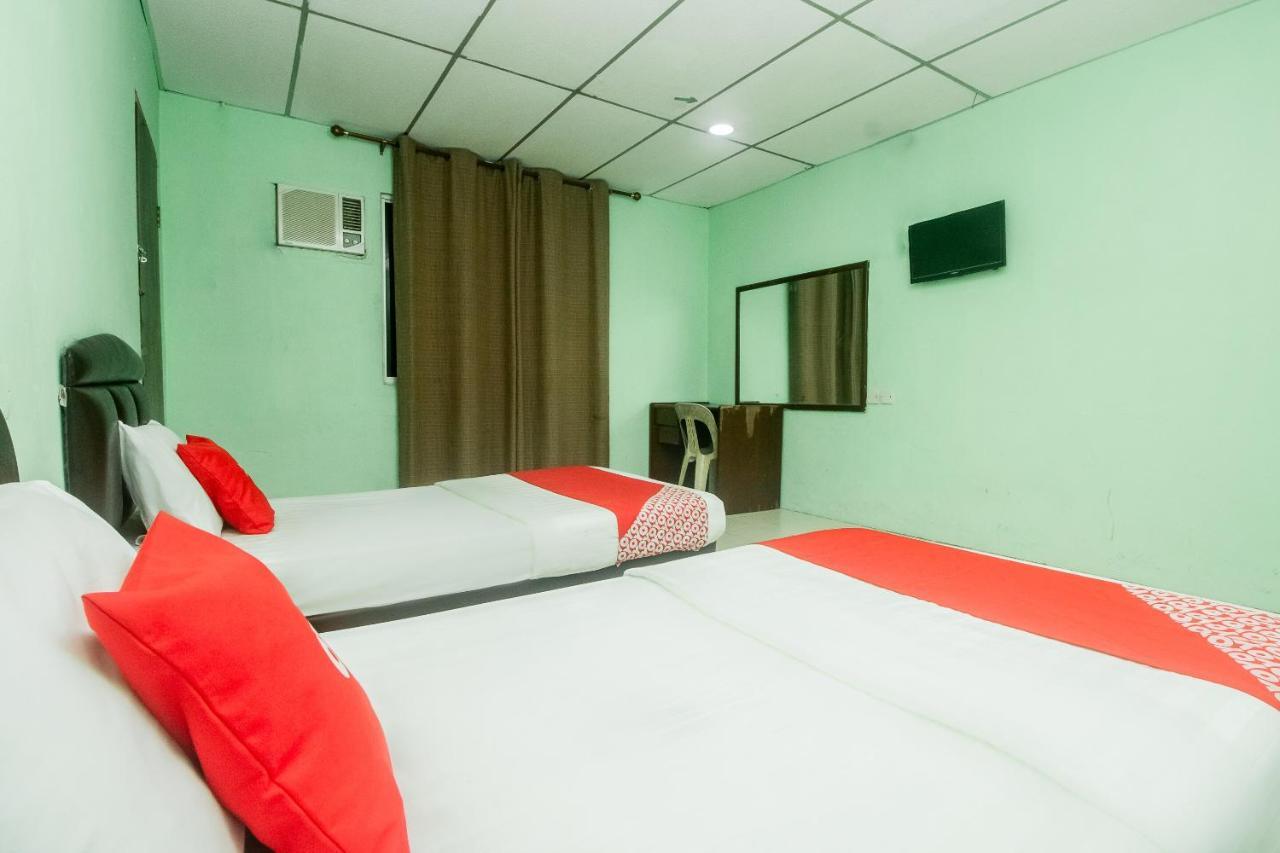 Oyo 90124 Payang Puri Baru Hotel Sarikei Esterno foto