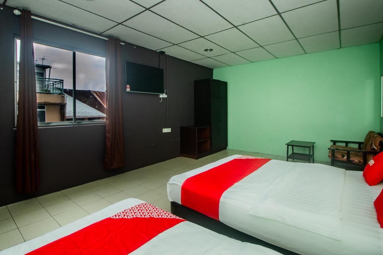 Oyo 90124 Payang Puri Baru Hotel Sarikei Esterno foto