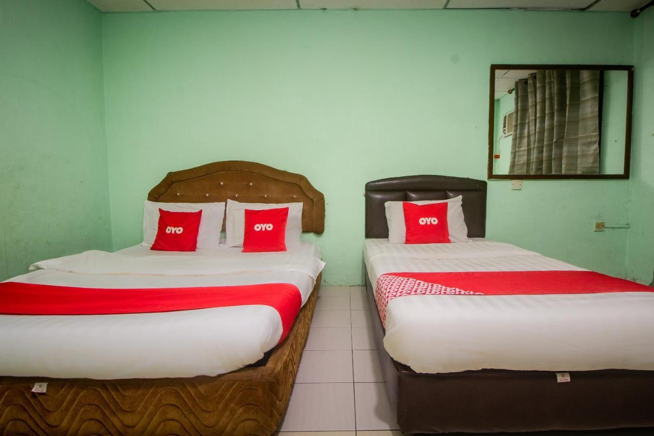 Oyo 90124 Payang Puri Baru Hotel Sarikei Esterno foto