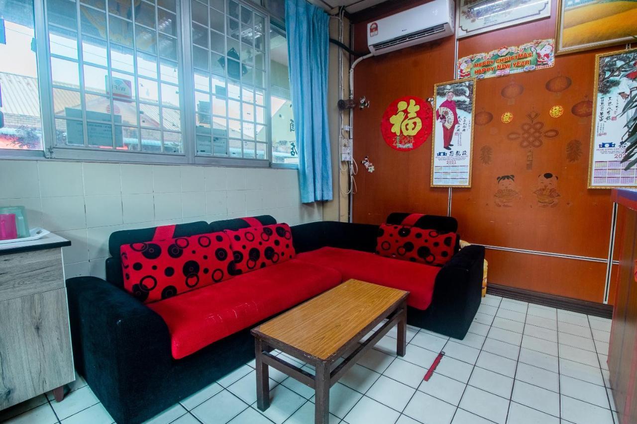 Oyo 90124 Payang Puri Baru Hotel Sarikei Esterno foto