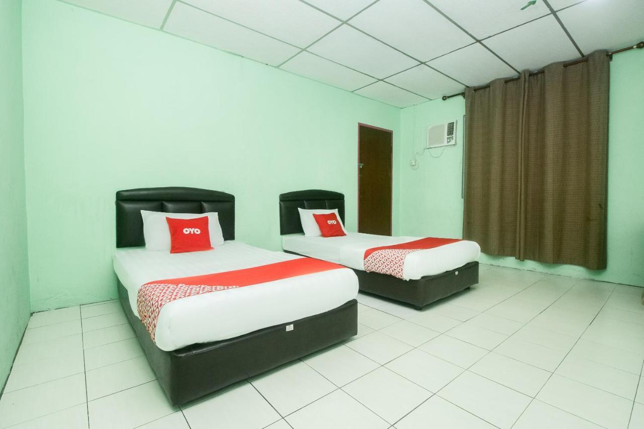 Oyo 90124 Payang Puri Baru Hotel Sarikei Esterno foto