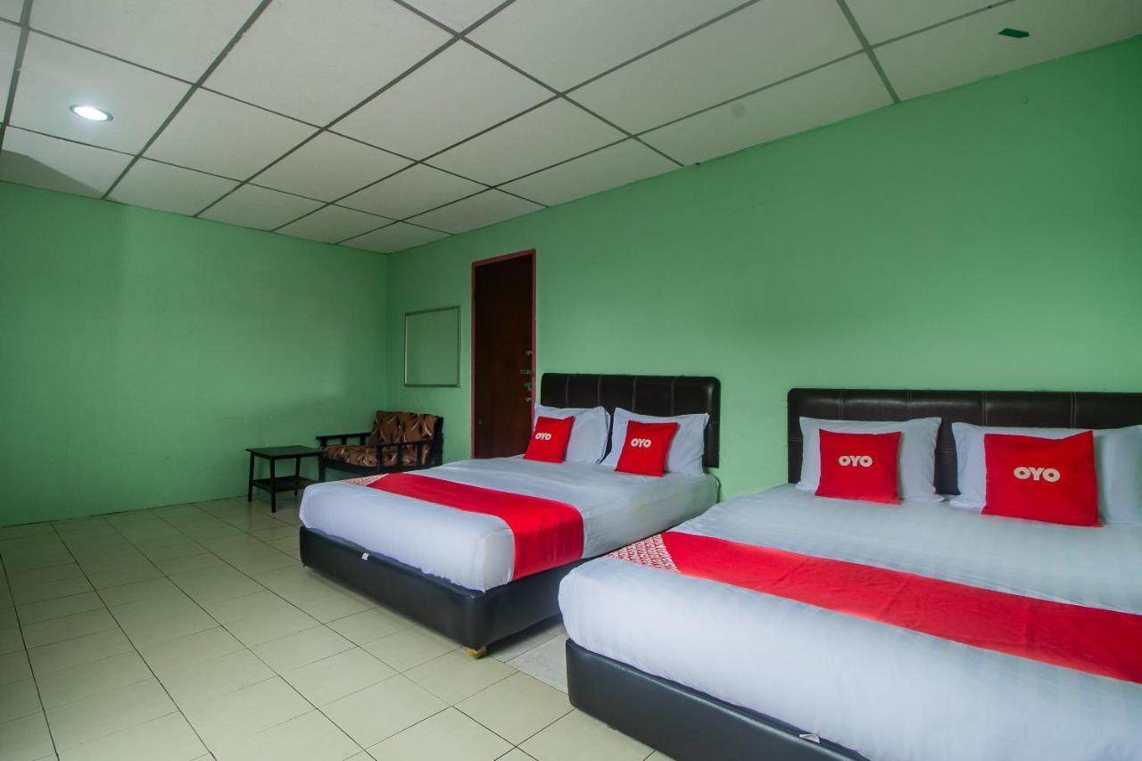 Oyo 90124 Payang Puri Baru Hotel Sarikei Esterno foto